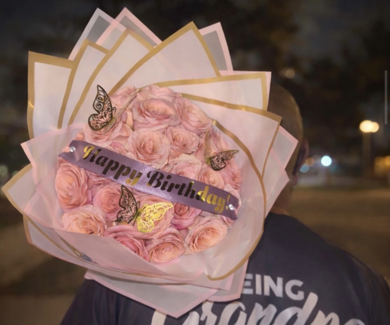 Pink rose bouquet with 'Happy Birthday' ribbon